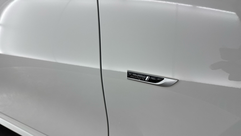 BMW 3 Series 330e M Sport 4dr Step Auto Saloon